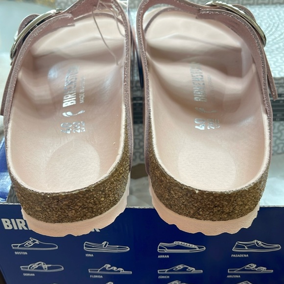 Birkenstock Pink Sandals with Adjustable Straps - Picture 7 of 11